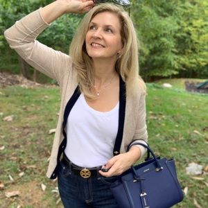 Meet your Posher, Julie